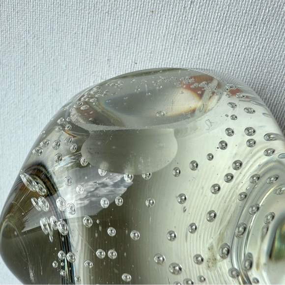 Vintage Clear Crystal Bubble Glass 4 Sided Pyramid Paperweight - Picture 7 of 12